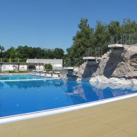 Schwimmbad Thermal Corvinus Veľký Meder,  Slowakei
