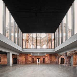 Ausbau der Trinitatiskirchruine zum Jugendzentrum Jugendkirche, Dresden