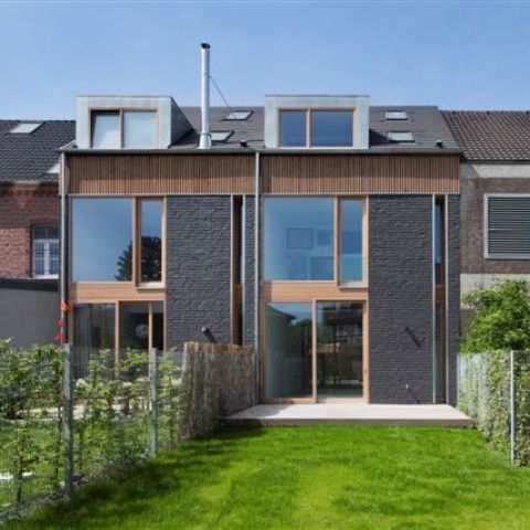 Baulückenschließung: Modernes Stadthaus in historischer Lage