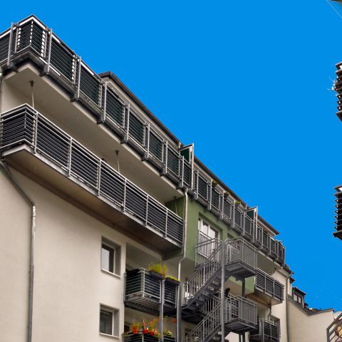 Sanierung, Aufstockung mehrerer Mehrfamilienhäuser