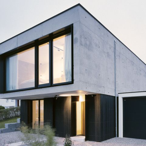 Minimalistischer Monolith