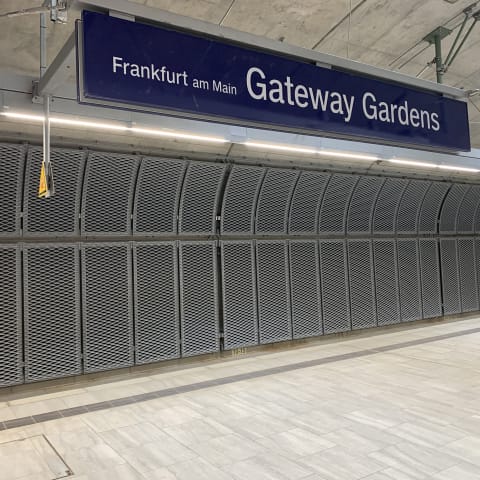 S-Bahn-Station Gateway Gardens