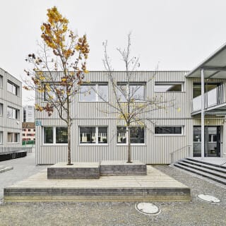 Schulprovisorium Lettenwiese B1 und B2, Zürich (CH)