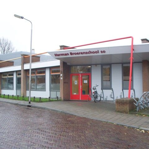 Herman Broeren Schule