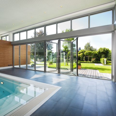 Privates Poolhaus
