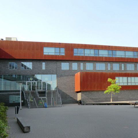 Schulkomplex, Naaldwijk