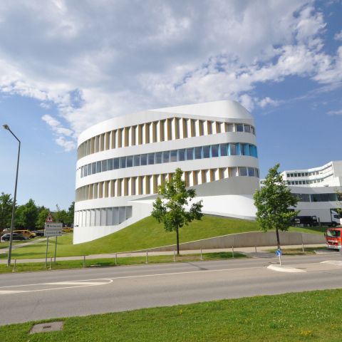 Zentrum für virtuelles Engineering (ZVE)