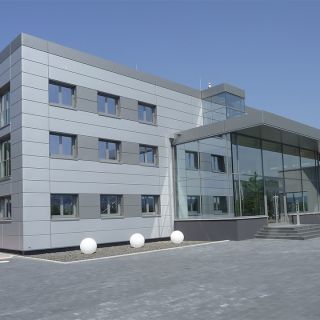 Neubau Competence Center