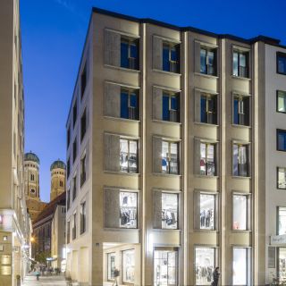 Geschäfts- und Bürohaus Weinstrasse 6
