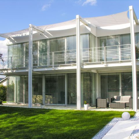 Zweigeschossiges Einfamilienhaus