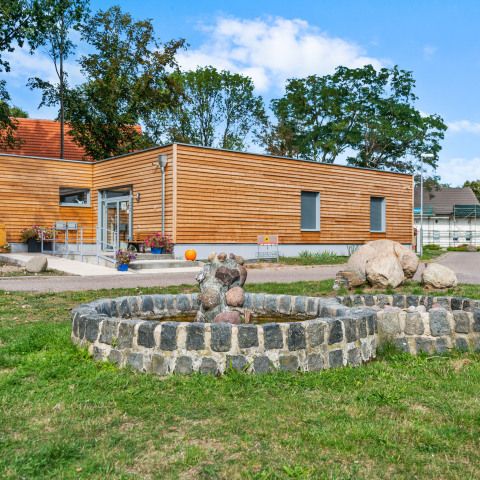 Vereinsheim - Instandsetzung, Sanierung und Umgestaltung zum ''Offenen Haus der Begegnungen'' mit Einrichtung einer touristischen Rast- und Kulturstätte