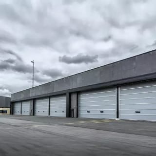 Helikopterhangar für Seenotrettung