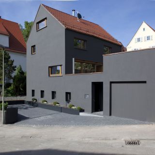 Modernisierung Wohnhaus E22