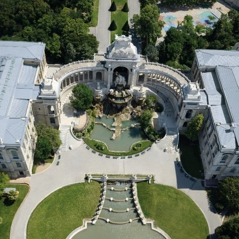 Palais Longchamp