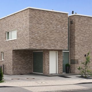Moderne Stadtvilla in elegantem Gewand