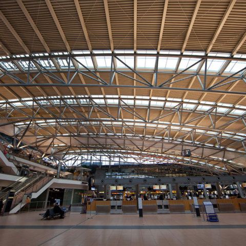 Airport Hamburg, Terminal 2