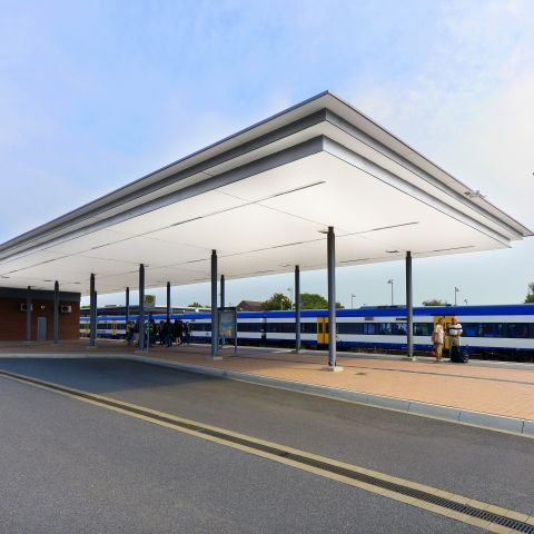 Bahnsteigdächer Station Heide