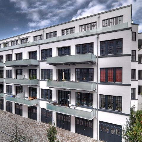 Alte Würde, neuer Glanz - Loftwohnen in Hamburg Winterhude
