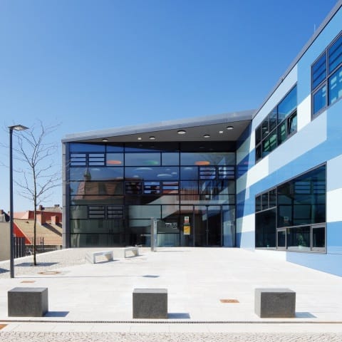 Campus Technicus Bernburg (Saale) Modernisierung / Erweiterung historischer Schulgebäude und Neubau einer Zweifeldsporthalle