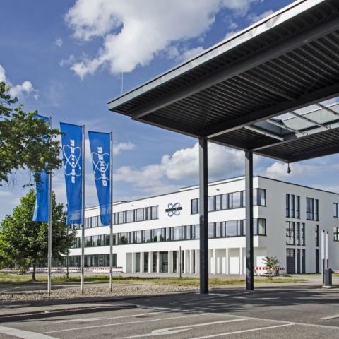 Bruker AXS