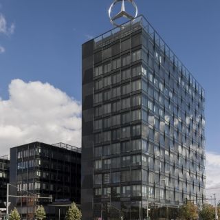 Mercedes-Benz Vertriebszentrale Berlin