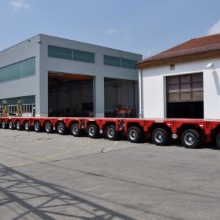 Montagehalle für XXL-Nutzfahrzeuge