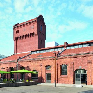 Denkmalgeschützter Wasserturm auf dem EUREF-Campus