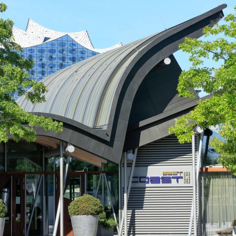 Restaurant coast by east