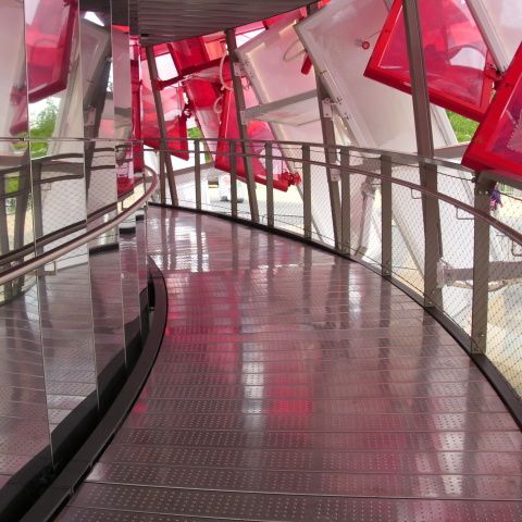 BMW und Coca Cola Pavillon, Olympia Park, London