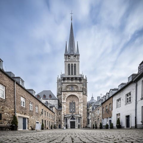 Teststrecke der 3-Zonen-Reinigung im Aachener Dom