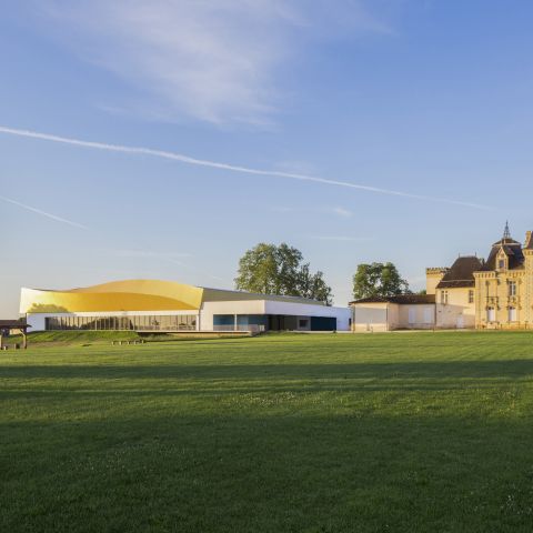 Sportareal Bellegrave im Zentrum Pessacs, Frankreich