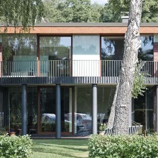 Wohnhaus am See