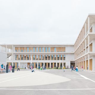 Vier Grundschulen in modularer Bauweise