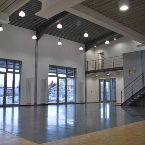 Lagerhalle wird Bürogebäude