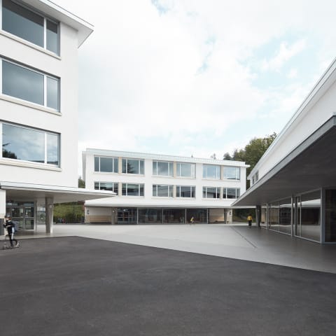 Schulhaus Staffeln