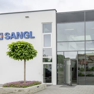 Ästhetische Brandschutztüren im Industriebau