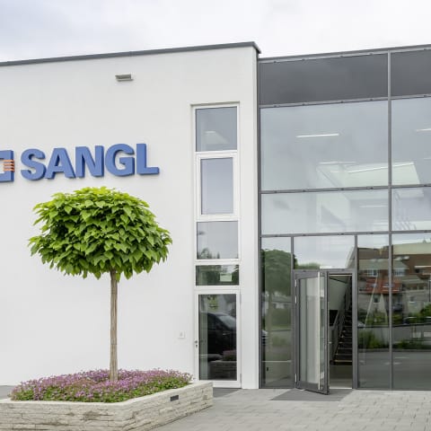 Ästhetische Brandschutztüren im Industriebau