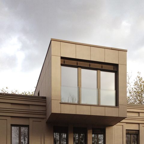 Villa V