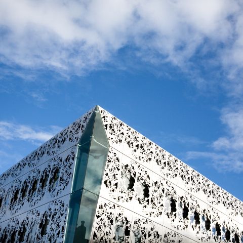 Bürogebäude Sully III