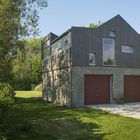 Bibliothek aus einer Garage