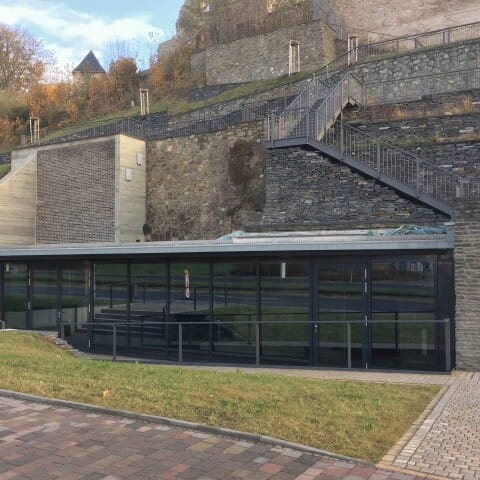 Eingangs- und Informationsgebäude zum Luftschutzmuseum Plauen
