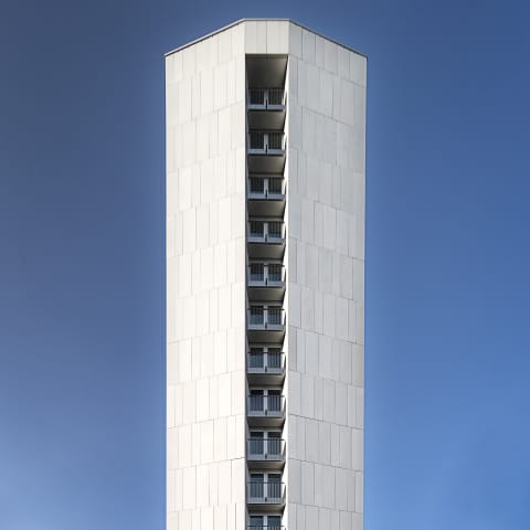 Renovierung des ehemaligen Firmenich Towers