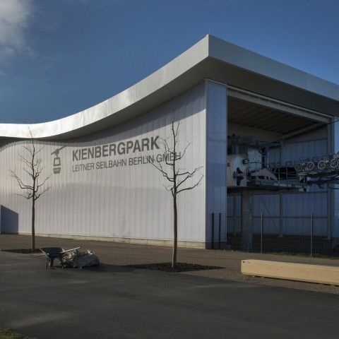 Gärten der Welt und Kienbergpark Seilbahnstationen auf der IGA 2017, Berlin