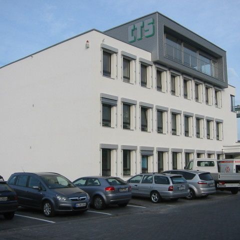 Umbau + Erweiterung Bürogebäude CTS