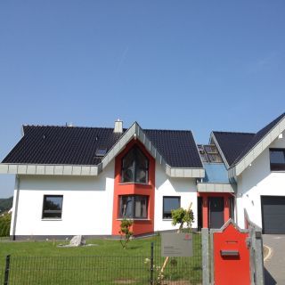 Einfamilienhaus mit integriertem Bürotrakt