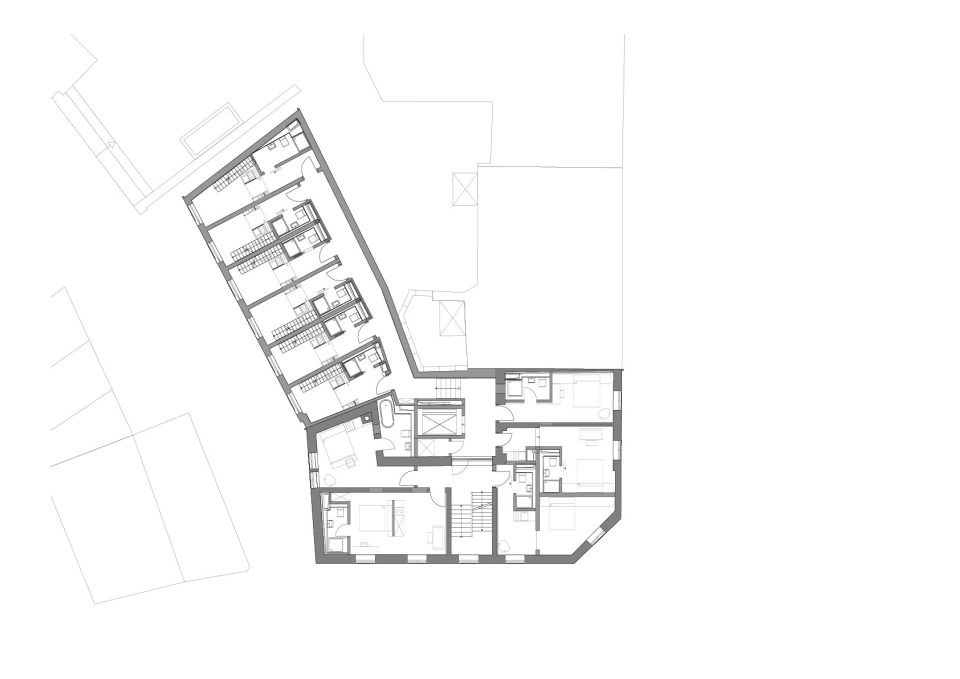 1. Obergeschoss (Maisonette Suiten, 1-Zimmer Suiten)