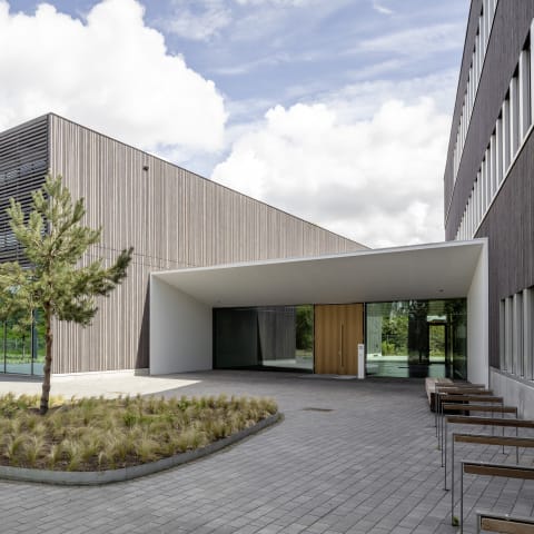 FRAUNHOFER-INSTITUT FÜR HOLZFORSCHUNG ZELUBA®