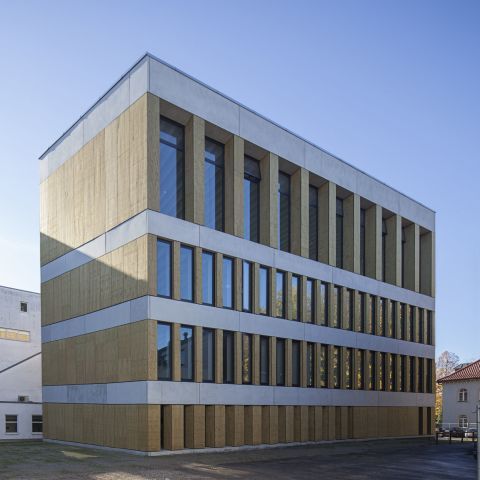 Hochschule München, Erweiterung der Zentralbibliothek