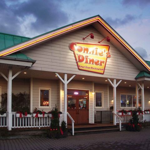 Connie’s Diner, Kamen