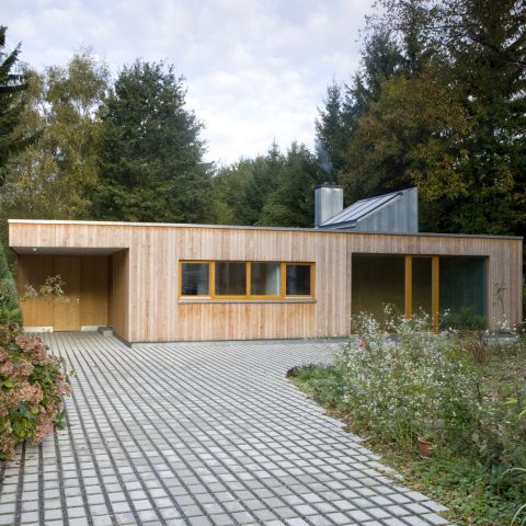 Primärenergieoptimierte Holzbox[en]